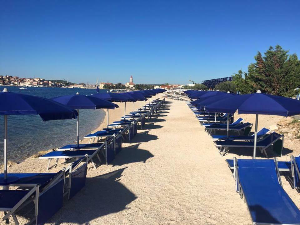 Apartmani Anda Trogir Exterior foto